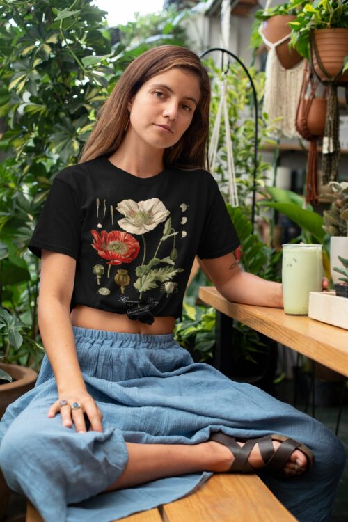 Poppy Botanical Art Shirt • Aesthetic Flower Top • Witchy Nature Lover Gift • Witchy Whimsigoth Tshirt • Goblincore • Cottagecore T-Shirt