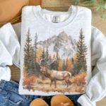 Retro Deer Wilderness Scene Sweatshirt, Deer Sweatshirt, 90S Nostalgia Animal Sweatshirt, Boho Unisex Crewneck, Forest Sweatshirt, Montana