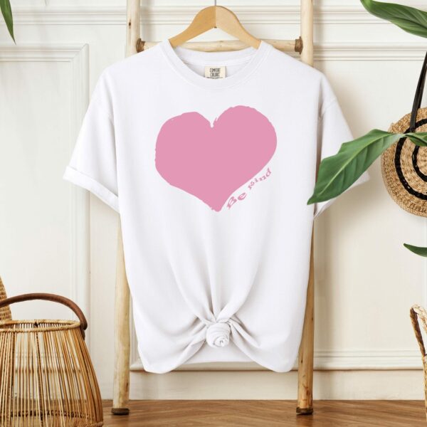 Pink Heart Shirt For Women Be Kind Shirt Oversized T-Shirt Gift For Her Pastel Shirt With Heart Valentines Day Shirt Gift Idea For Friend